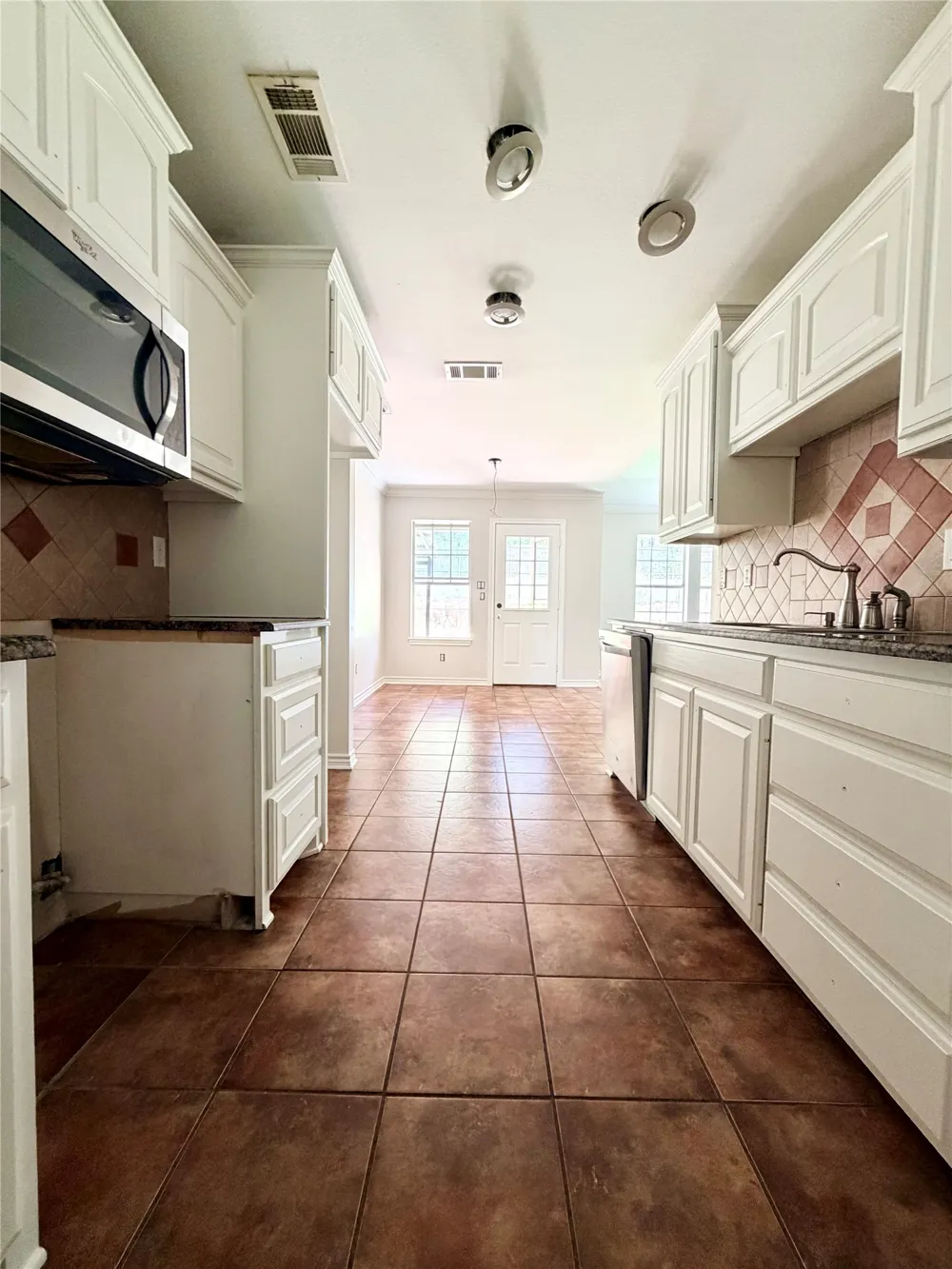 5140 Fm 346 E Tyler, TX 75703
