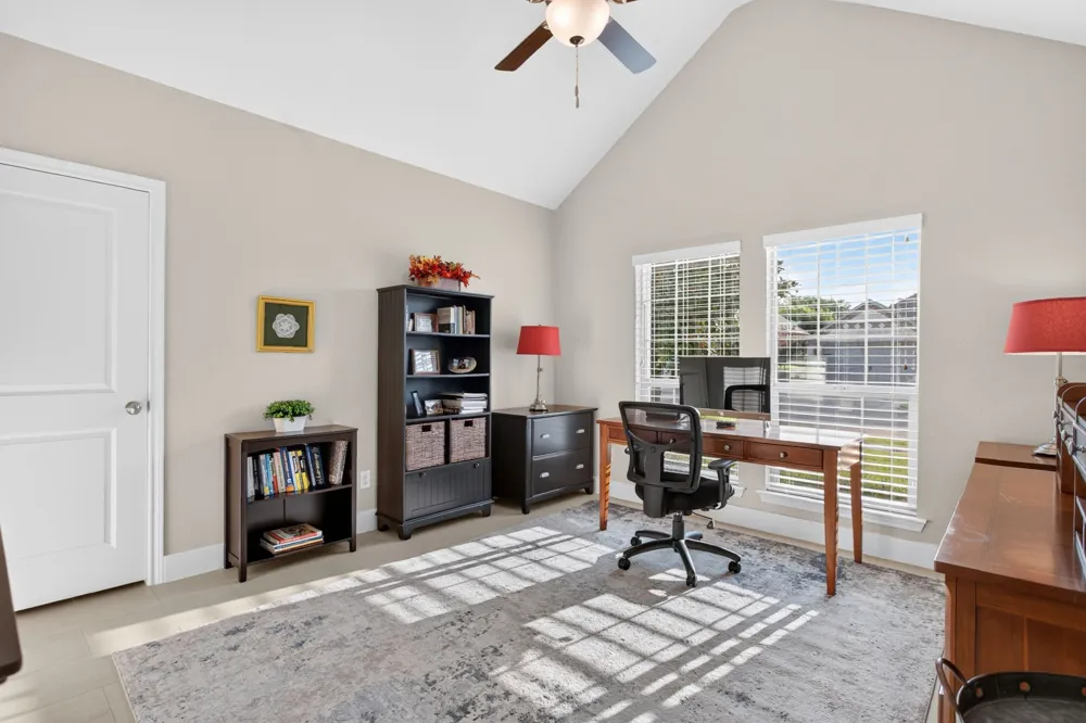 7208 Tour Trail Benbrook, TX 76126