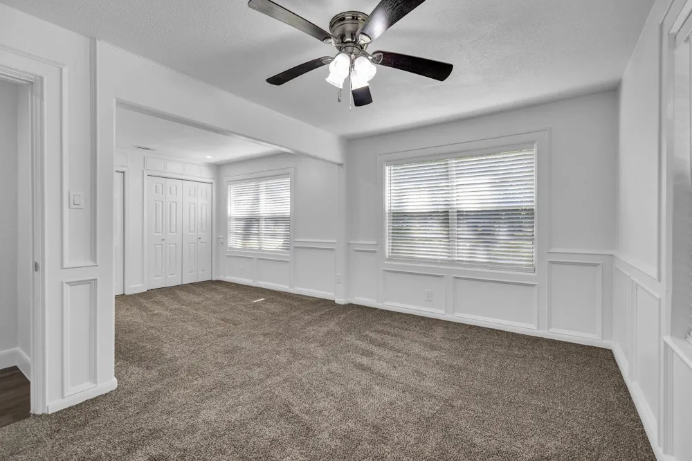 432 Robinson Road Oyster Creek, TX 77541