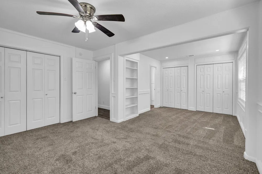 432 Robinson Road Oyster Creek, TX 77541