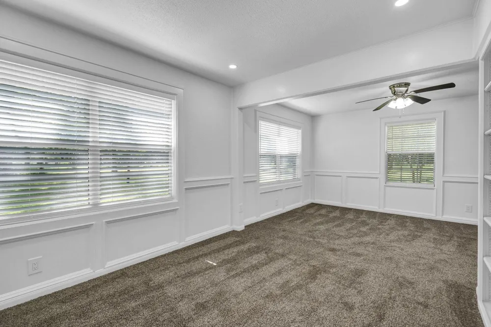 432 Robinson Road Oyster Creek, TX 77541