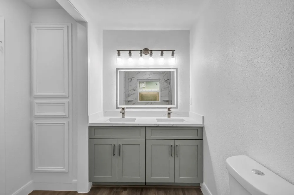 432 Robinson Road Oyster Creek, TX 77541