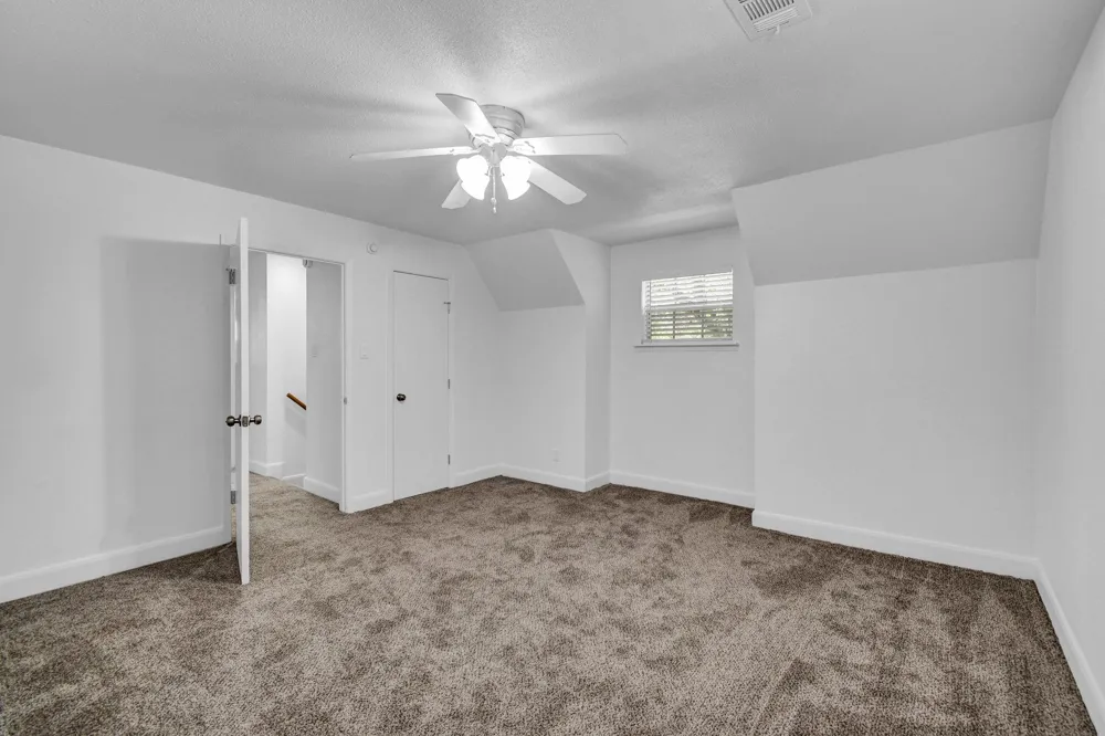 432 Robinson Road Oyster Creek, TX 77541