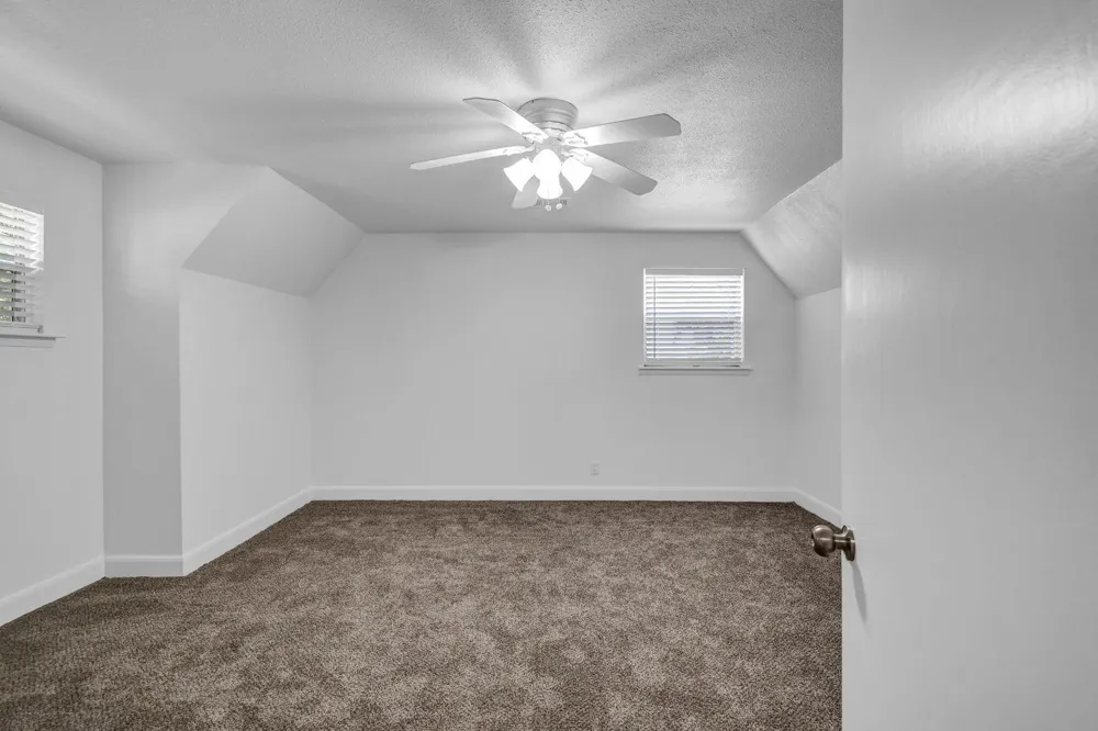 432 Robinson Road Oyster Creek, TX 77541