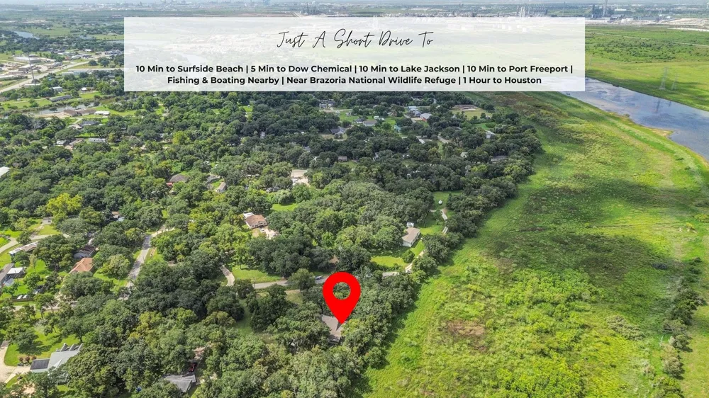 432 Robinson Road Oyster Creek, TX 77541