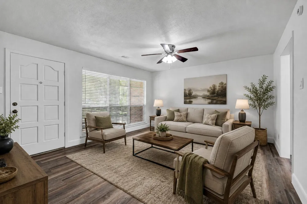 432 Robinson Road Oyster Creek, TX 77541