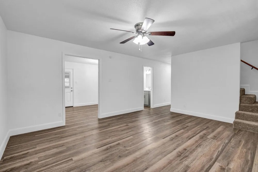 432 Robinson Road Oyster Creek, TX 77541