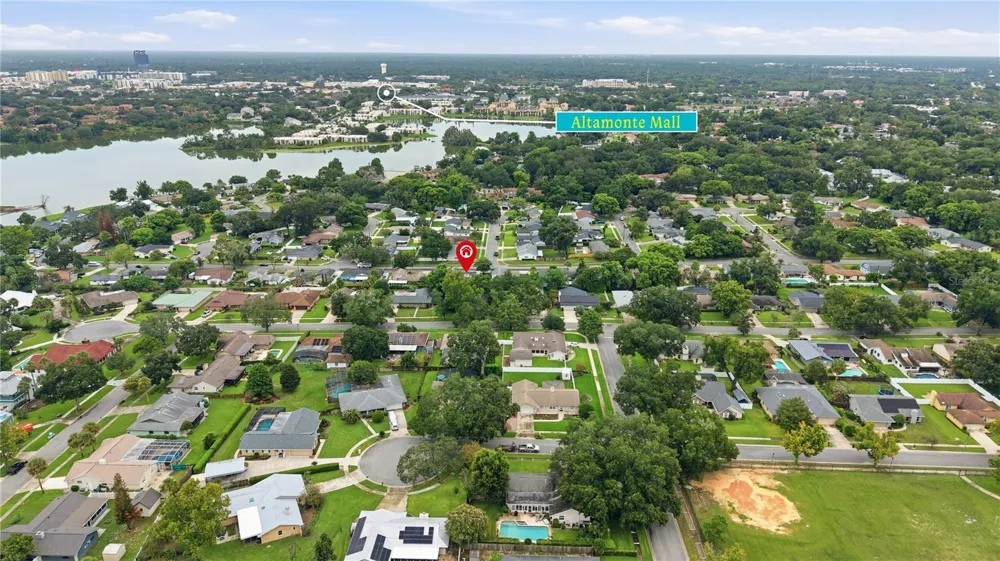 521 FERNWOOD DRIVE Altamonte Springs, FL 32701