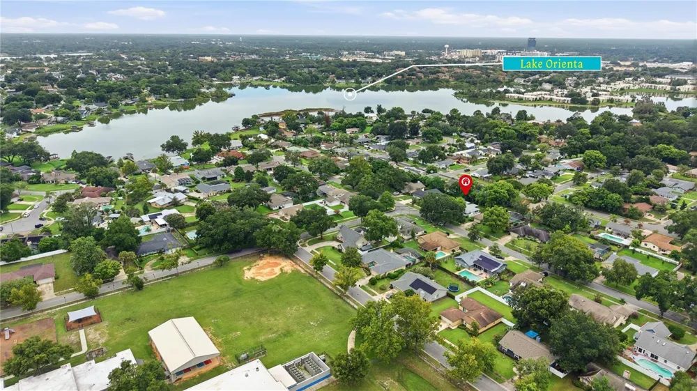 521 FERNWOOD DRIVE Altamonte Springs, FL 32701