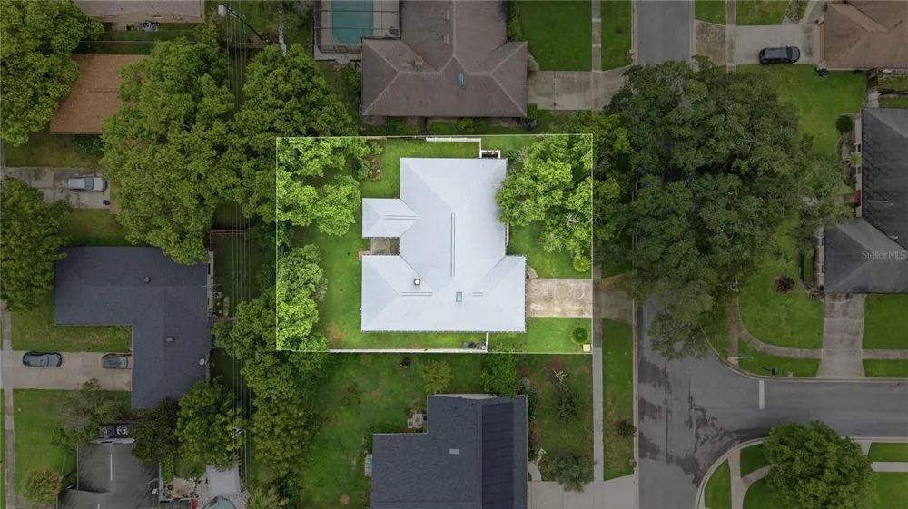 521 FERNWOOD DRIVE Altamonte Springs, FL 32701