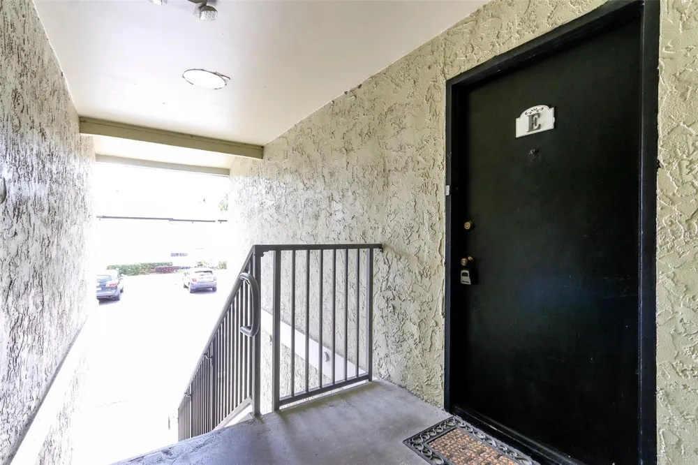 922 LAKE DESTINY ROAD #E Altamonte Springs, FL 32714