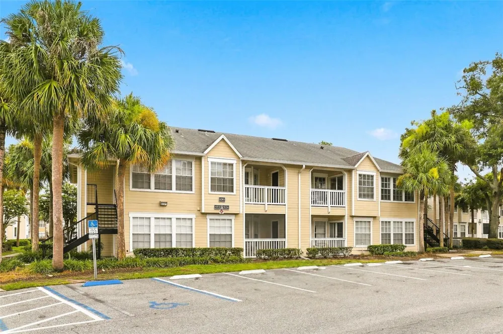 1085 S HIAWASSEE ROAD #523 Orlando, FL 32835