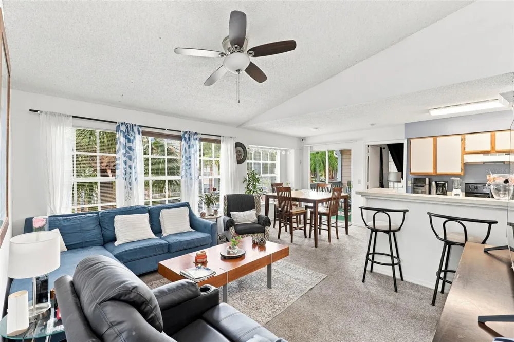 1085 S HIAWASSEE ROAD #523 Orlando, FL 32835