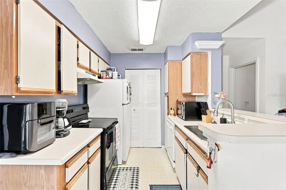 1085 S HIAWASSEE ROAD #523 Orlando, FL 32835