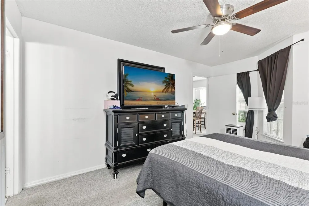 1085 S HIAWASSEE ROAD #523 Orlando, FL 32835
