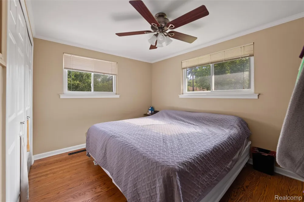 676 Sheffield Road Auburn Hills City, MI 48326