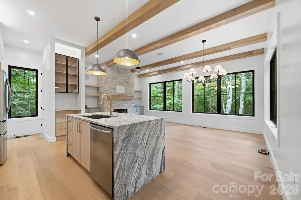 519 Rock Spring Circle Sugar Mountain, NC 28604