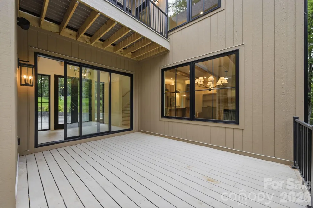 519 Rock Spring Circle Sugar Mountain, NC 28604