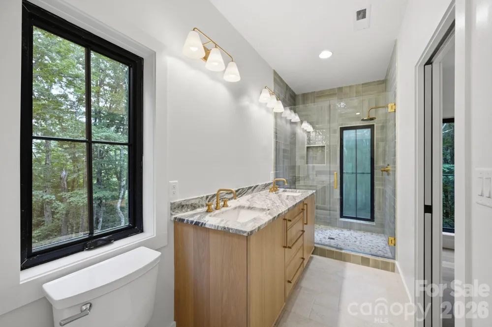 519 Rock Spring Circle Sugar Mountain, NC 28604