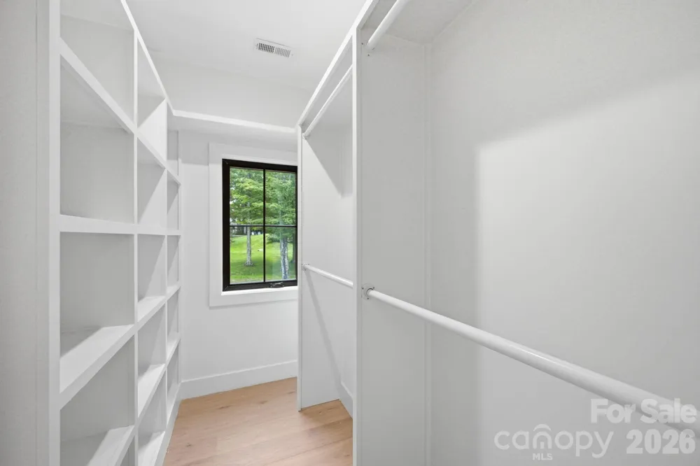 519 Rock Spring Circle Sugar Mountain, NC 28604
