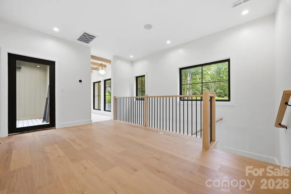 519 Rock Spring Circle Sugar Mountain, NC 28604