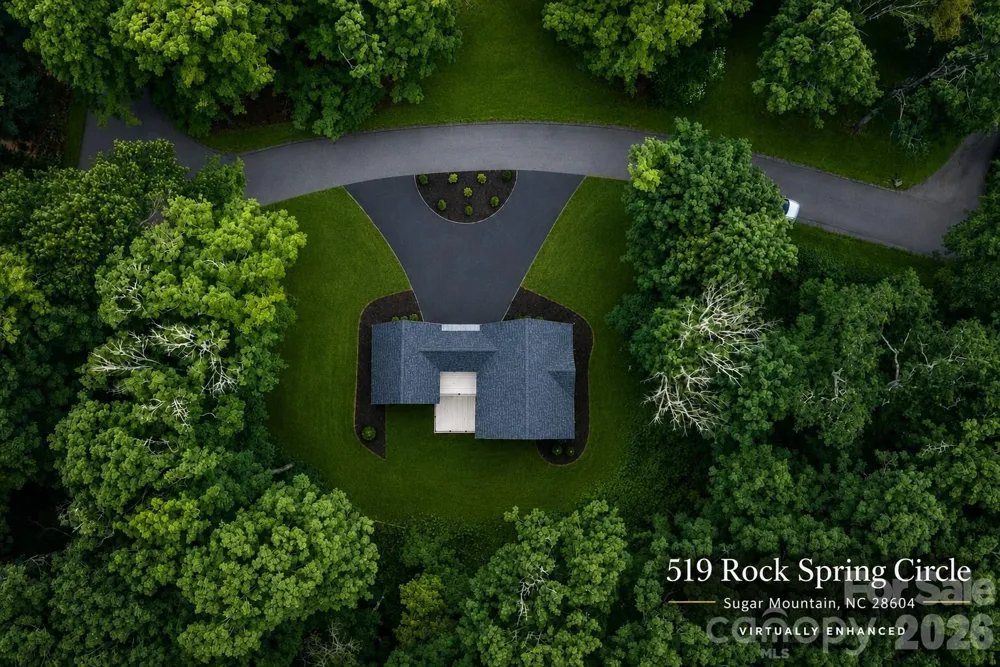 519 Rock Spring Circle Sugar Mountain, NC 28604