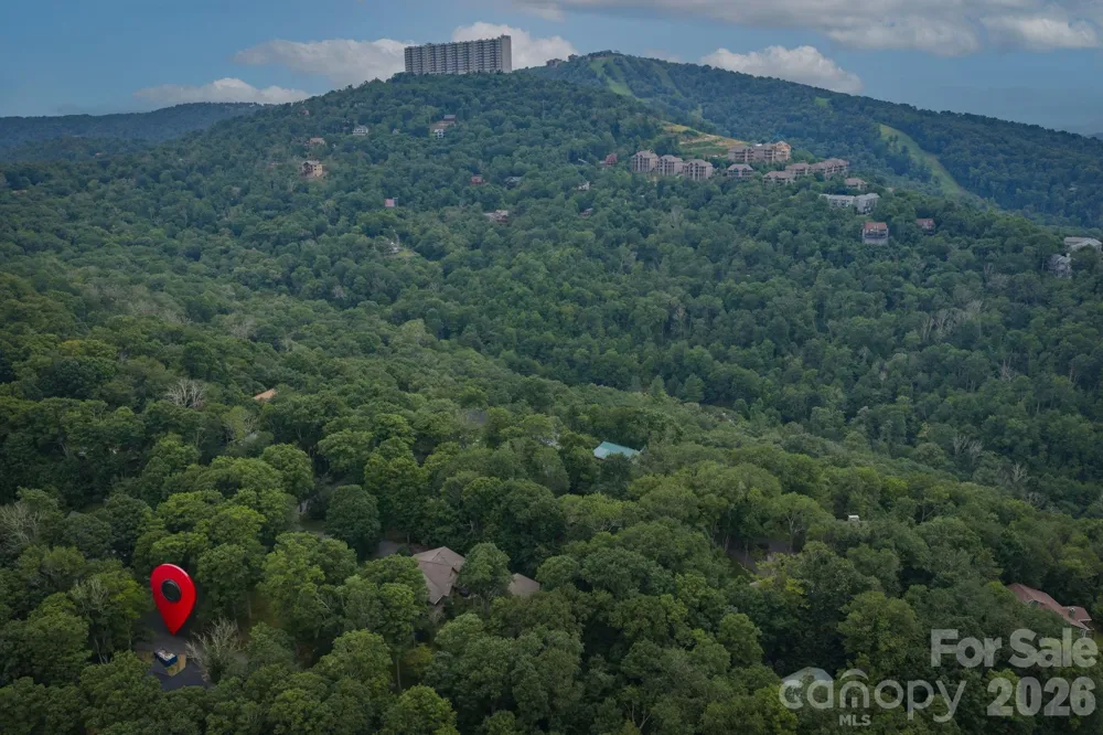 519 Rock Spring Circle Sugar Mountain, NC 28604