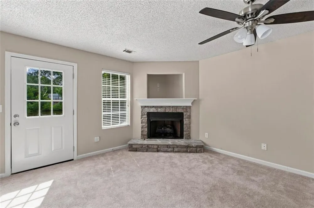 1428 Box Circle Winder, GA 30680