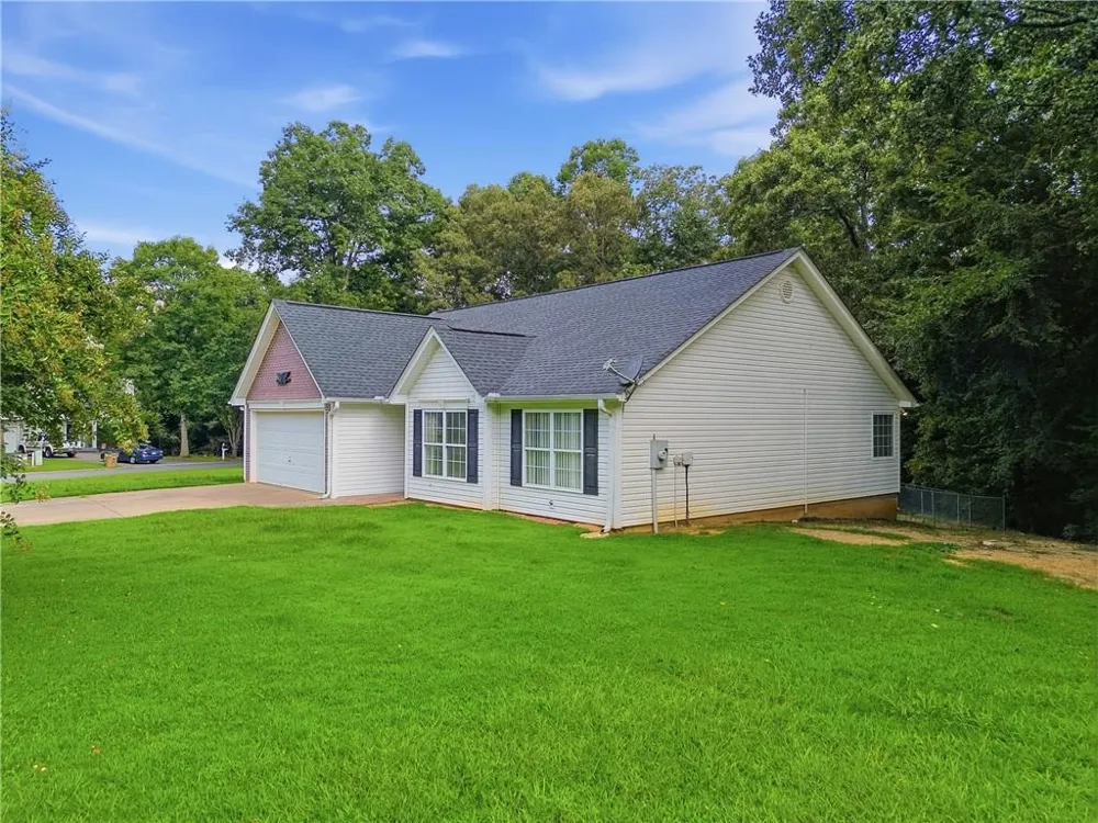 234 Dogwood Lane SE Calhoun, GA 30701