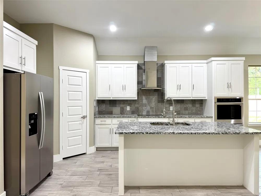 1093 Oak Ridge Drive Oak Ridge, TX 75160