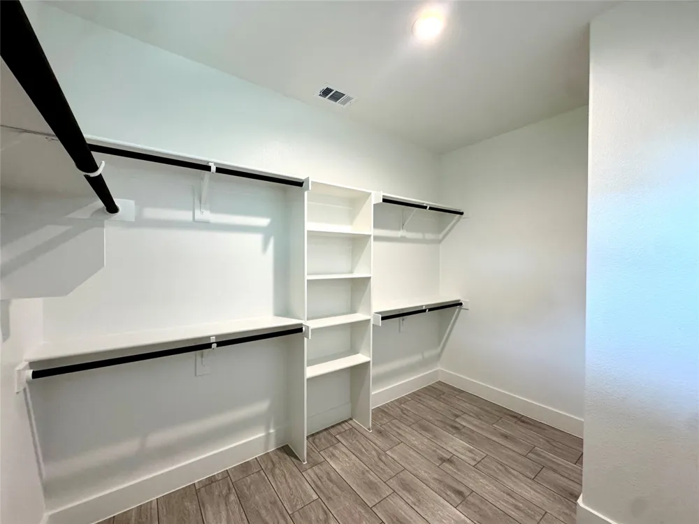 1093 Oak Ridge Drive Oak Ridge, TX 75160