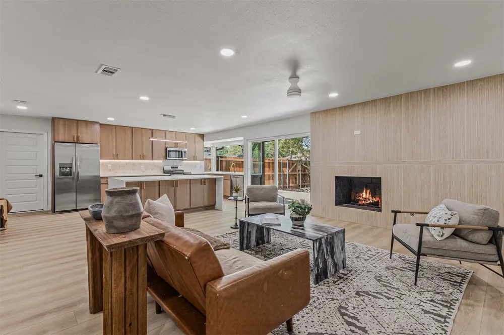 3745 Blue Trace Lane Farmers Branch, TX 75244