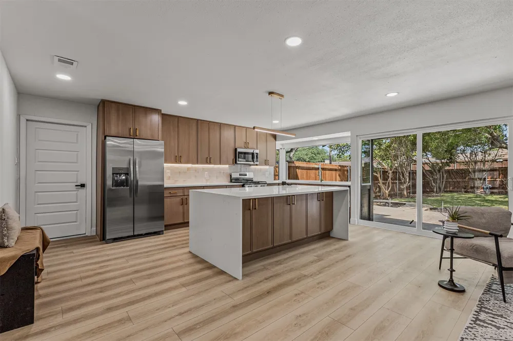 3745 Blue Trace Lane Farmers Branch, TX 75244