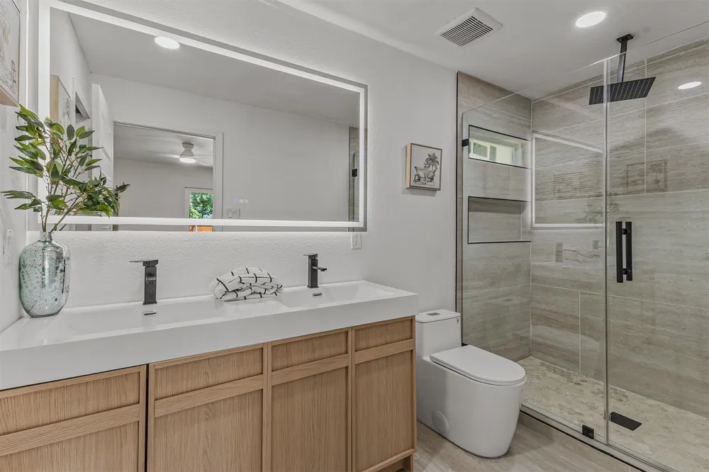 3745 Blue Trace Lane Farmers Branch, TX 75244