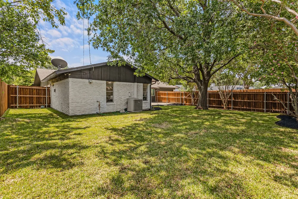 3745 Blue Trace Lane Farmers Branch, TX 75244
