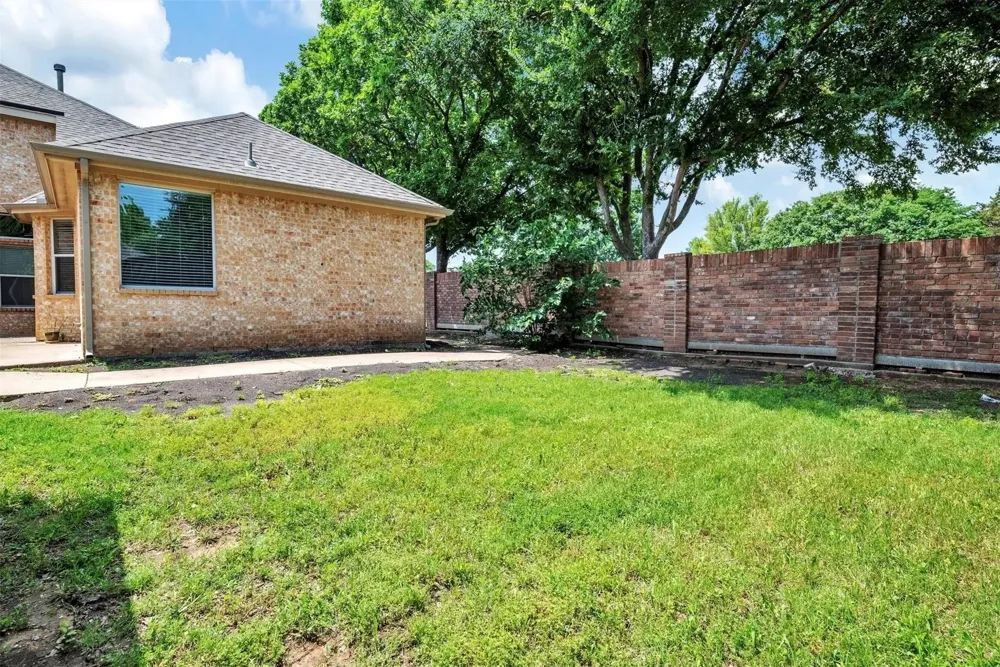 1601 Long Prairie Court Allen, TX 75002