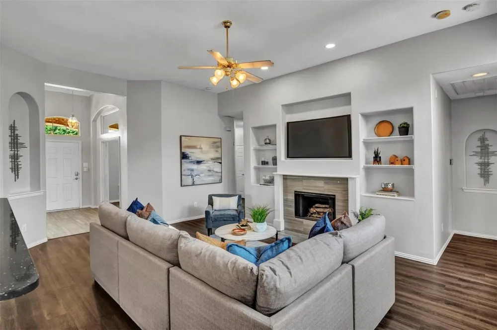 1601 Long Prairie Court Allen, TX 75002