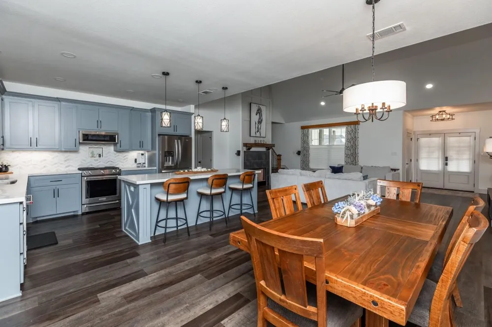 670 Dayna Lane Sour Lake, TX 77659