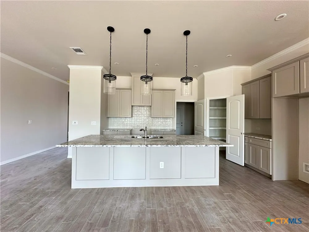 409 Magnolia Troy, TX 76579