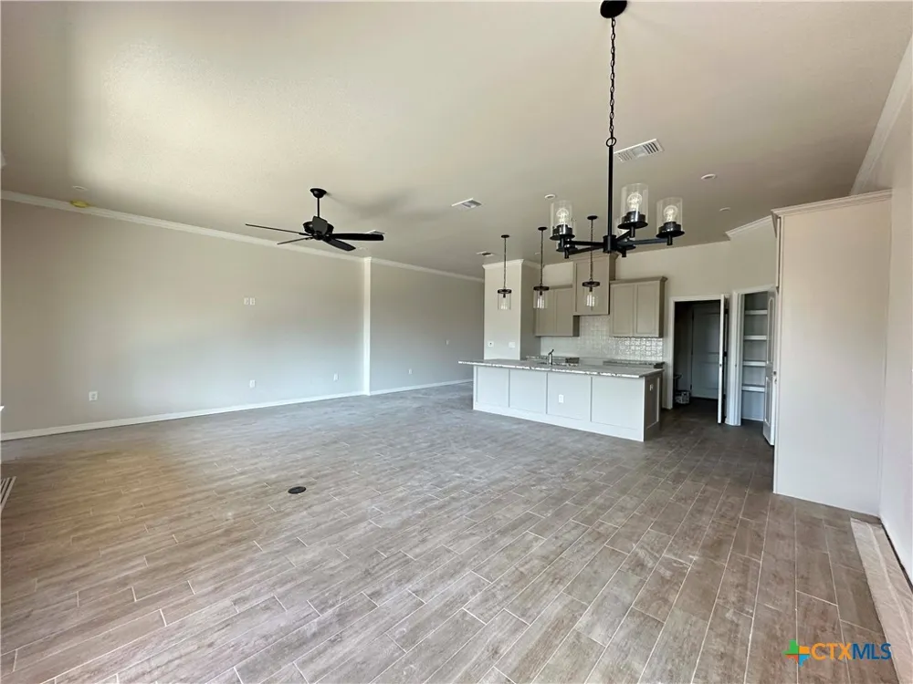 409 Magnolia Troy, TX 76579