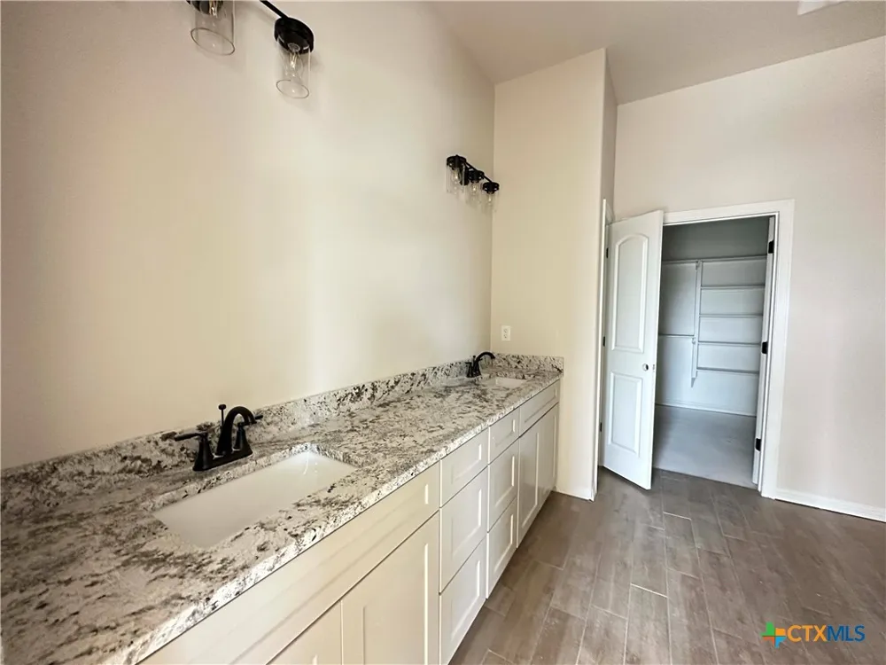 409 Magnolia Troy, TX 76579
