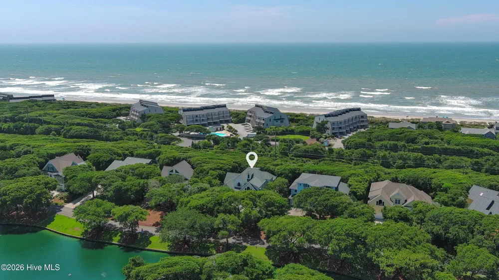 573 Coral Ridge Road Pine Knoll Shores, NC 28512