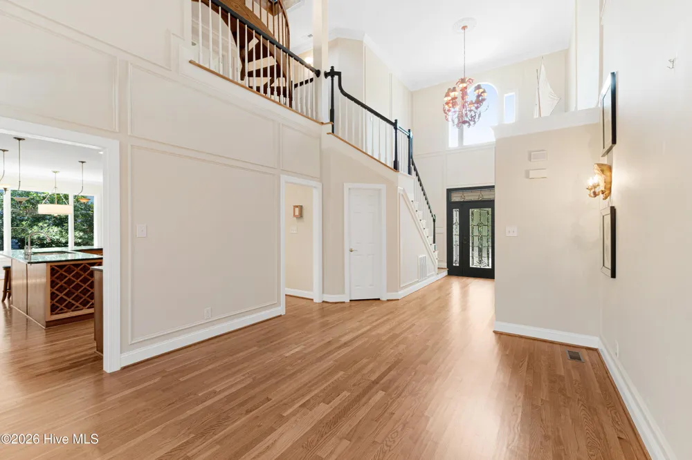 573 Coral Ridge Road Pine Knoll Shores, NC 28512