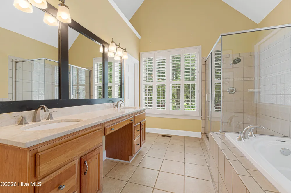 573 Coral Ridge Road Pine Knoll Shores, NC 28512