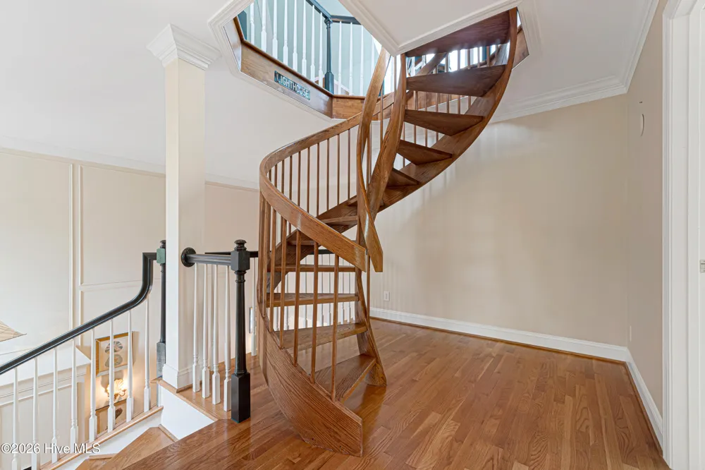 573 Coral Ridge Road Pine Knoll Shores, NC 28512