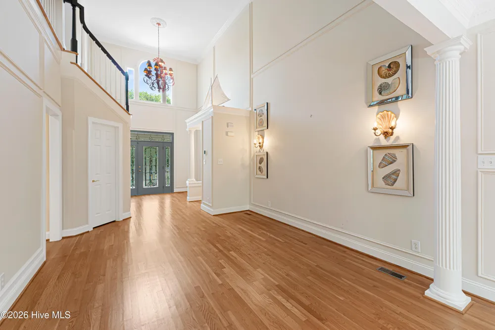 573 Coral Ridge Road Pine Knoll Shores, NC 28512