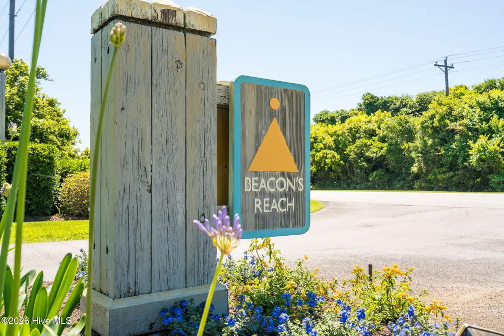 573 Coral Ridge Road Pine Knoll Shores, NC 28512
