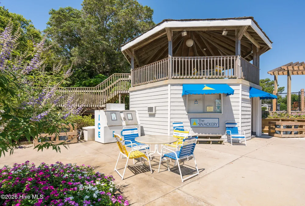 573 Coral Ridge Road Pine Knoll Shores, NC 28512