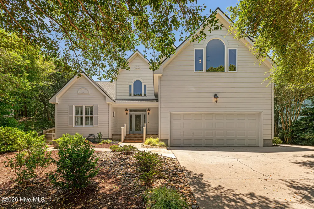 573 Coral Ridge Road Pine Knoll Shores, NC 28512