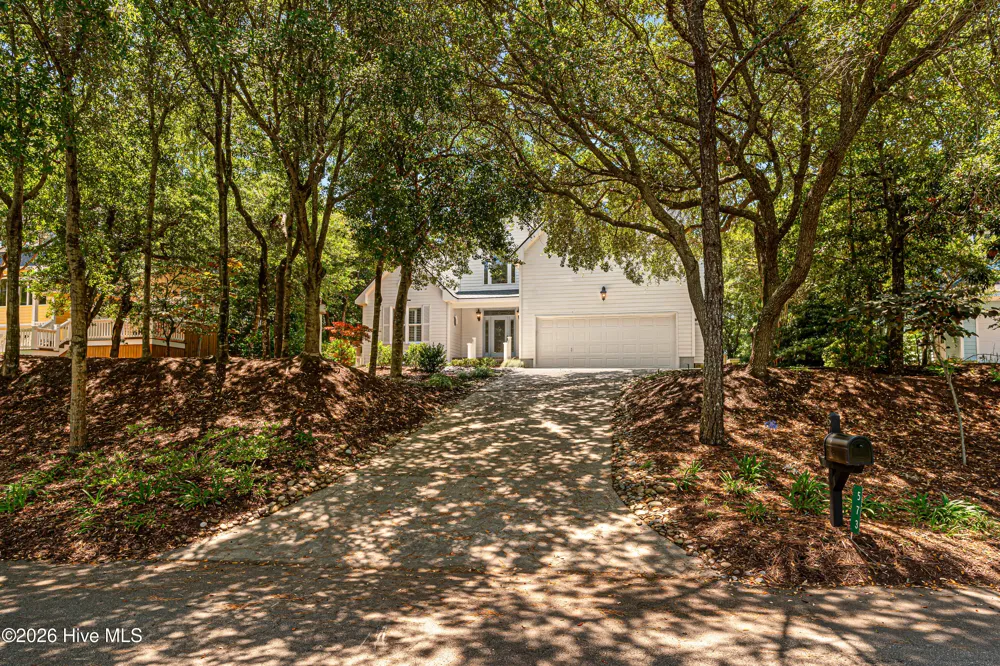 573 Coral Ridge Road Pine Knoll Shores, NC 28512